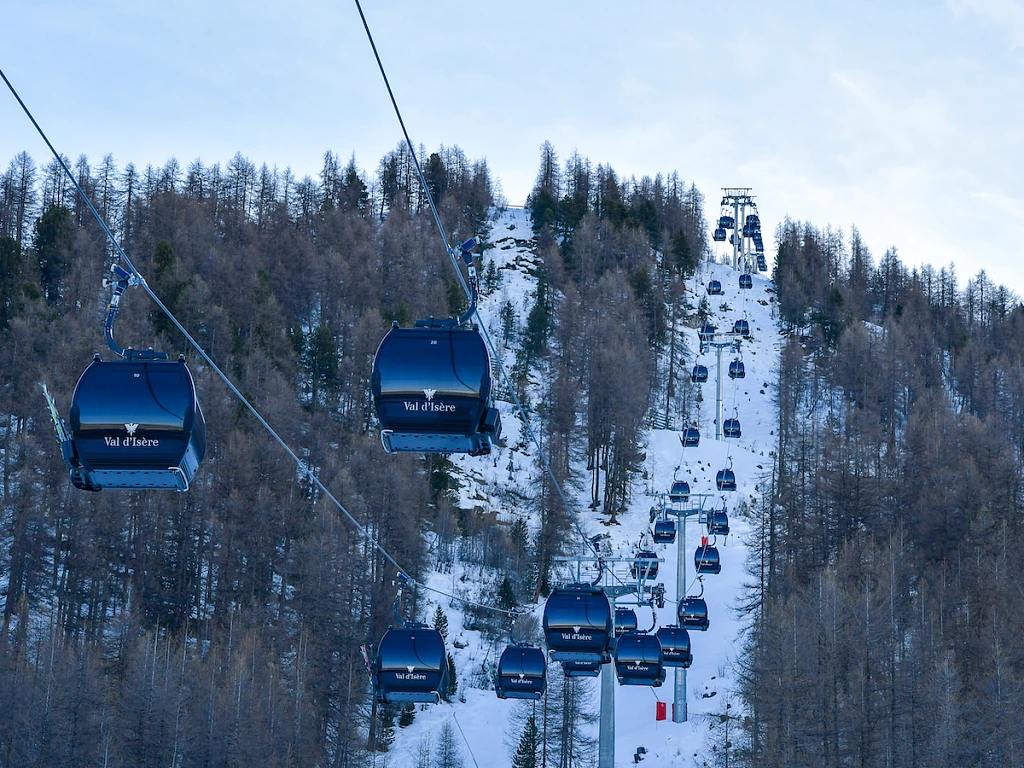 Ski lift in Val d'Isère